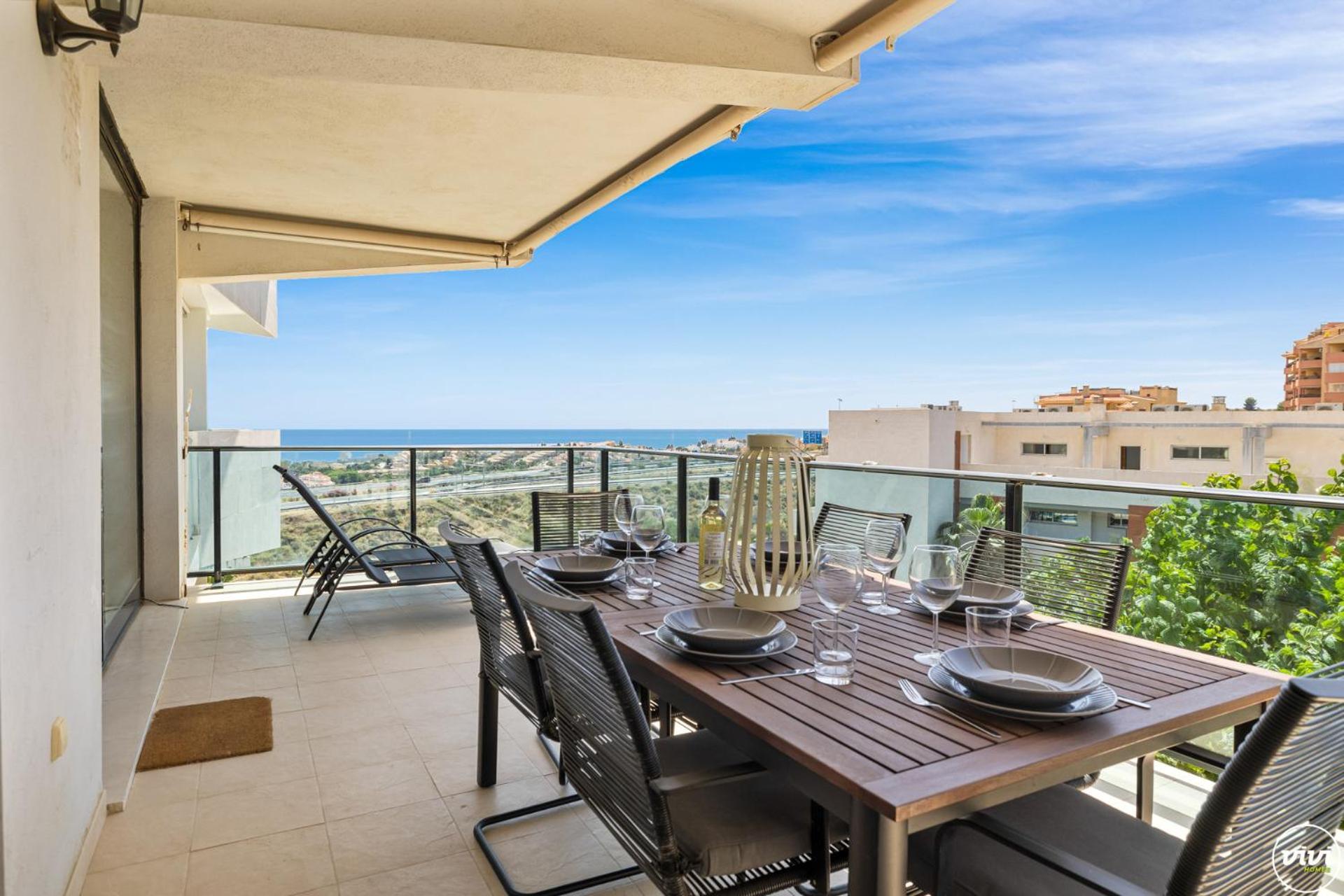 Vivi Homes - Lidia Gardens Pool, Terrace & Sea View Apartment *